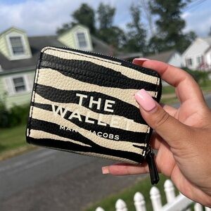 NWOT Marc Jacobs Black and Cream Zebra Wallet